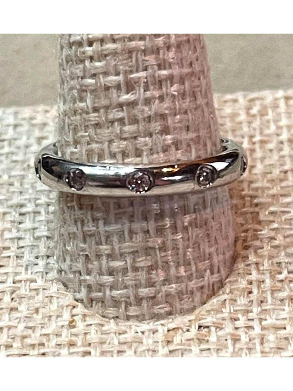 Vintage Y2K AW CZ Signed Flush Cubic Zirconia Eternity Band Ring Size 5.75